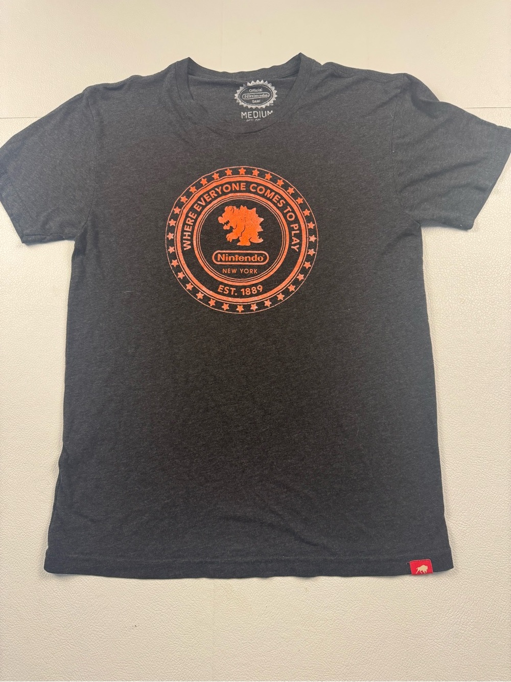 Nintendo New York Bowser Graphic T Shirt Men’s M NYC Exclusive Gray Orange